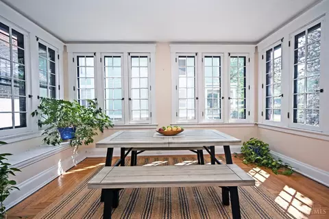 Dining - 2150 Alpine Pl, Cincinnati, OH 45206 photo 2 of 4