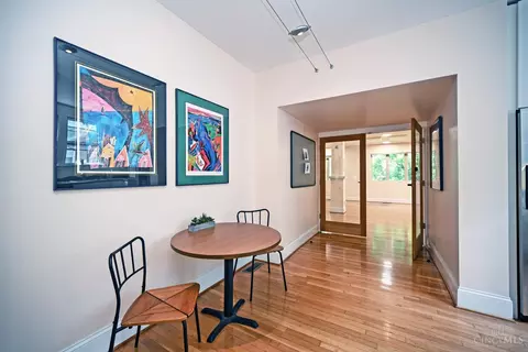 Dining - 2150 Alpine Pl, Cincinnati, OH 45206 photo 4 of 4