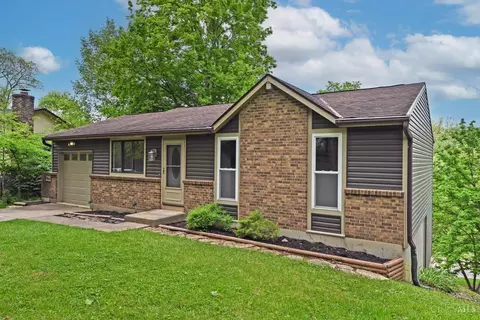 Exterior - 2602 Hunt Rd, Reading, OH 45236 photo 3 of 14