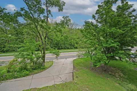 Exterior - 2602 Hunt Rd, Reading, OH 45236 photo 12 of 14