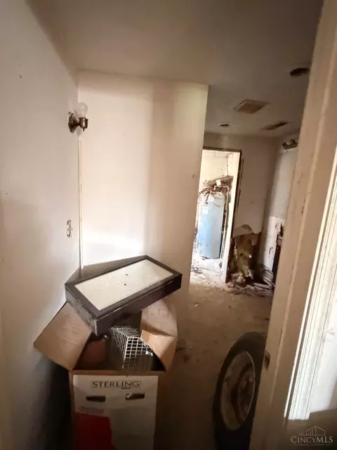 Entry Way - 3364 Old State Rd, Mount Orab, OH 45154 photo 6 of 6