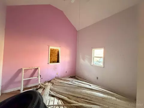 Bedroom - 3364 Old State Rd, Mount Orab, OH 45154 photo 2 of 5