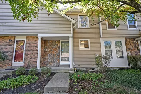 1055 Stratford Ct, Loveland, OH 45140