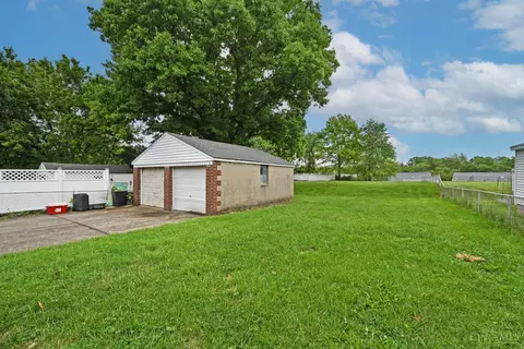 Exterior - 178 E Crest Dr, Reading, OH 45215 photo 6 of 11