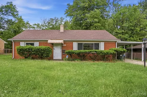 8741 Neptune Dr, Cincinnati, OH 45231