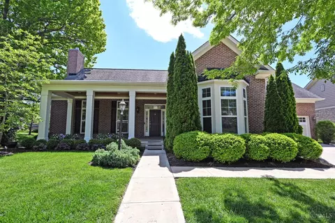 7054 Harbour Town Dr, West Chester, OH 45069