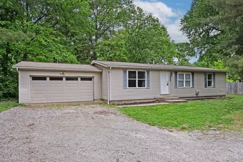4477 Eva Ln, Batavia, OH 45103