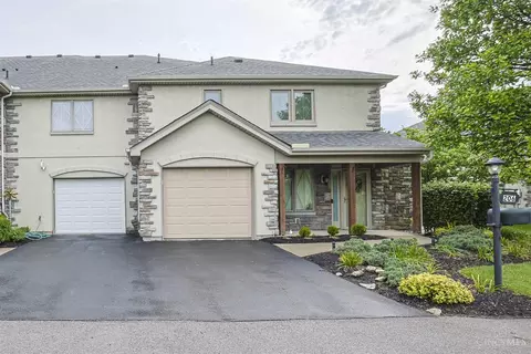 206 Edinburgh Ln, Cincinnati, OH 45246