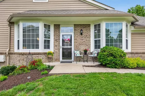 5953 Castlewood Xing, Milford, OH 45150