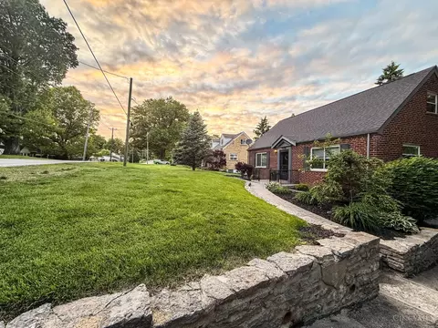 Exterior - 2954 Diehl Rd, Cincinnati, OH 45211 photo 12 of 13