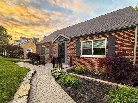 Exterior - 2954 Diehl Rd, Cincinnati, OH 45211 photo 11 of 13