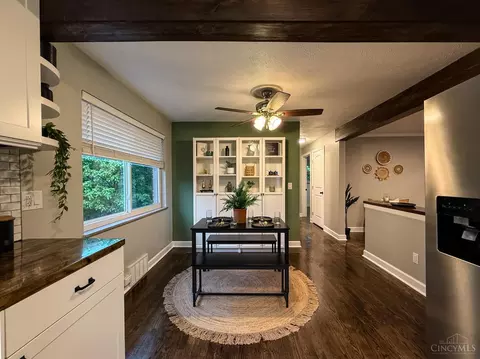 Dining - 2954 Diehl Rd, Cincinnati, OH 45211 photo 3 of 3