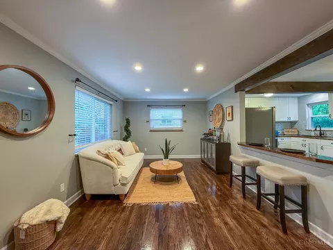 Living - 2954 Diehl Rd, Cincinnati, OH 45211 photo 2 of 2