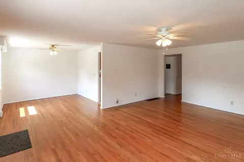 Living - 8613 Brent Dr, Cincinnati, OH 45231 photo 2 of 5