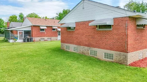 Exterior - 8613 Brent Dr, Cincinnati, OH 45231 photo 6 of 6