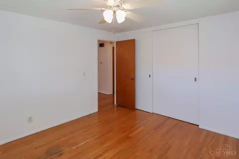 Bedroom - 8613 Brent Dr, Cincinnati, OH 45231 photo 3 of 3
