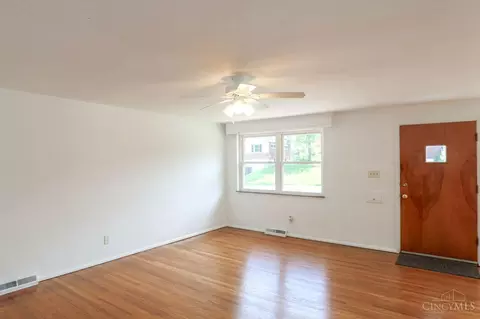 Living - 8613 Brent Dr, Cincinnati, OH 45231 photo 3 of 5