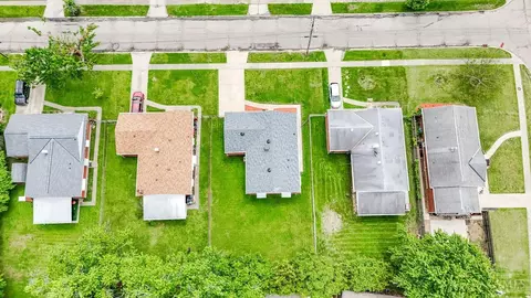 View/Area - 8613 Brent Dr, Cincinnati, OH 45231 photo 2 of 3