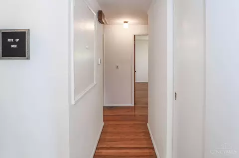Entry Way - 8613 Brent Dr, Cincinnati, OH 45231 photo 1 of 3