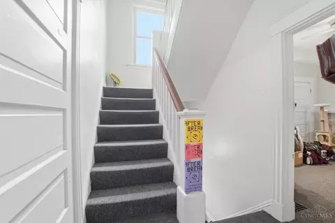 Entry Way - 407 Warner St, Cincinnati, OH 45219 photo 1 of 1