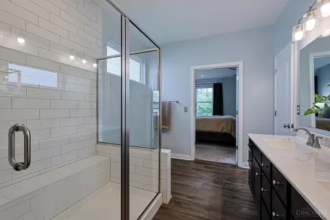 Bath - 3782 Prestwick Cir, Cincinnati, OH 45245 photo 2 of 4
