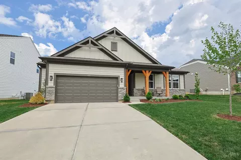 Exterior - 3782 Prestwick Cir, Cincinnati, OH 45245 photo 2 of 6