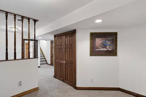 Entry Way - 8305 Brooks Rd, Harrison, OH 45030 photo 5 of 5
