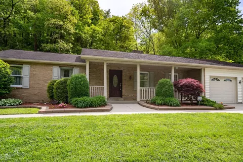 8305 Brooks Rd, Harrison, OH 45030