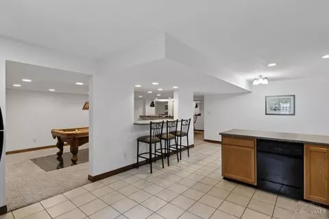 Kitchen - 8305 Brooks Rd, Harrison, OH 45030 photo 10 of 10