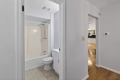 Entry Way - 8305 Brooks Rd, Harrison, OH 45030 photo 3 of 5