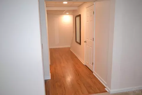 Entry Way - 1040 Crisfield Dr, Cincinnati, OH 45245 photo 6 of 6