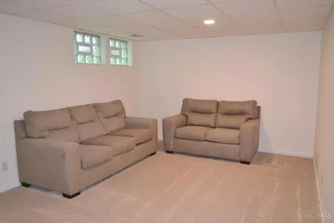 Other - 1040 Crisfield Dr, Cincinnati, OH 45245 photo 6 of 9