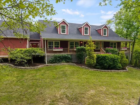 1393 Dutch Thomas Rd, Peebles, OH 45660