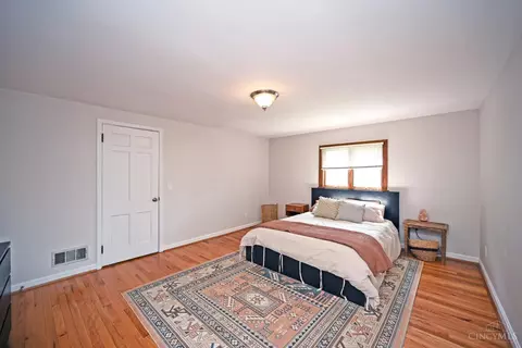 Bedroom - 7123 Silver Crest Dr, Cincinnati, OH 45236 photo 4 of 7