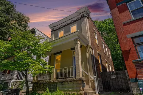 2200 Clifton Ave, Cincinnati, OH 45219