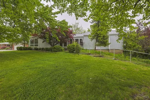 3881 Lincoln Rd, Cincinnati, OH 45247