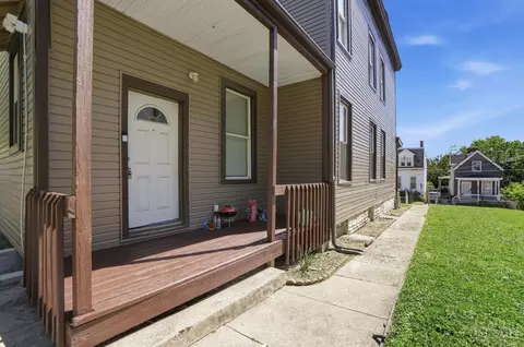Exterior - 1027 Winfield Ave, Cincinnati, OH 45205 photo 4 of 7