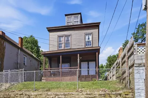 Exterior - 1027 Winfield Ave, Cincinnati, OH 45205 photo 7 of 7