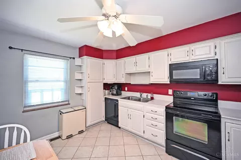 Kitchen - 3589 Eyrich Rd, Cincinnati, OH 45248 photo 1 of 3