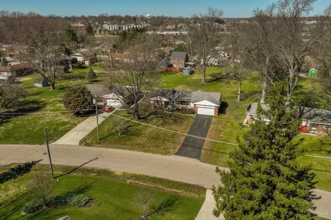 View/Area - 5000 Belleview Ave, Blue Ash, OH 45242 photo 4 of 12