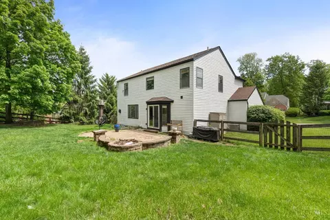 Exterior - 7177 Welbeck Dr, Hamilton Township, OH 45039 photo 7 of 8
