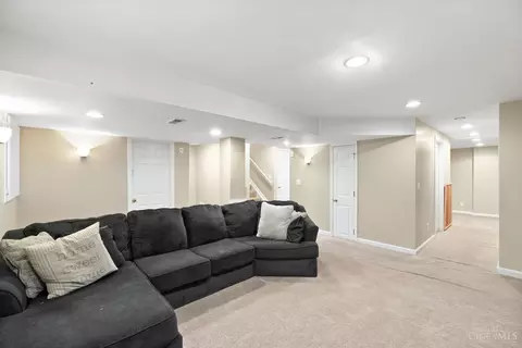Entry Way - 7177 Welbeck Dr, Hamilton Township, OH 45039 photo 1 of 1