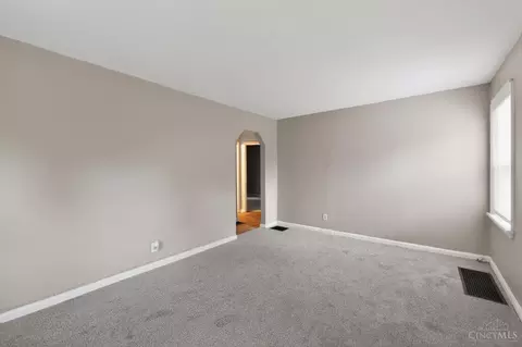 Living - 1866 Ashbrook Dr, Cincinnati, OH 45238 photo 1 of 3
