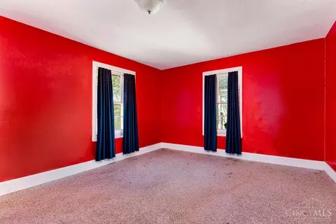 Bedroom - 2488 Kipling Ave, Cincinnati, OH 45239 photo 4 of 5