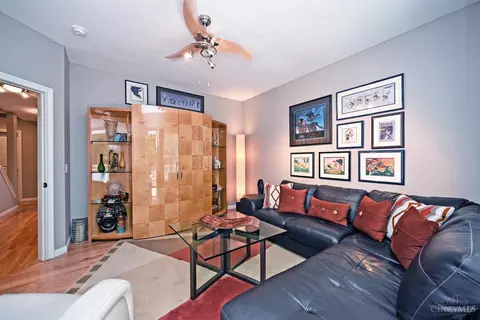 Living - 1793 Sycamore St, Cincinnati, OH 45202 photo 3 of 5