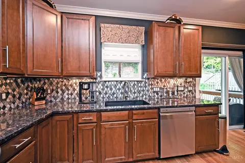 Kitchen - 1793 Sycamore St, Cincinnati, OH 45202 photo 3 of 4