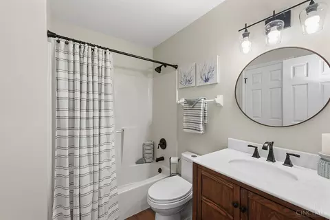 Bath - 8196 Rivers Edge Cir, Maineville, OH 45039 photo 1 of 8