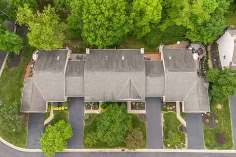 View/Area - 8196 Rivers Edge Cir, Maineville, OH 45039 photo 3 of 6