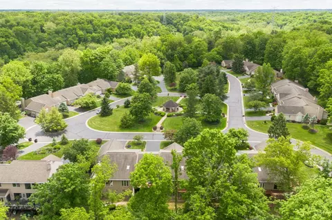 View/Area - 8196 Rivers Edge Cir, Maineville, OH 45039 photo 5 of 6