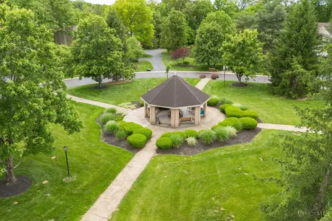View/Area - 8196 Rivers Edge Cir, Maineville, OH 45039 photo 6 of 6